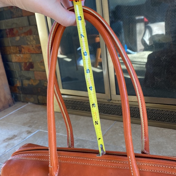 Gorgeous vintage Cole Haan bag - Picture 10 of 16